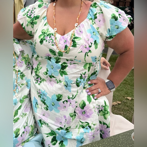 Beautiful Old Navy Dress Large Floral - Picture 13 of 14